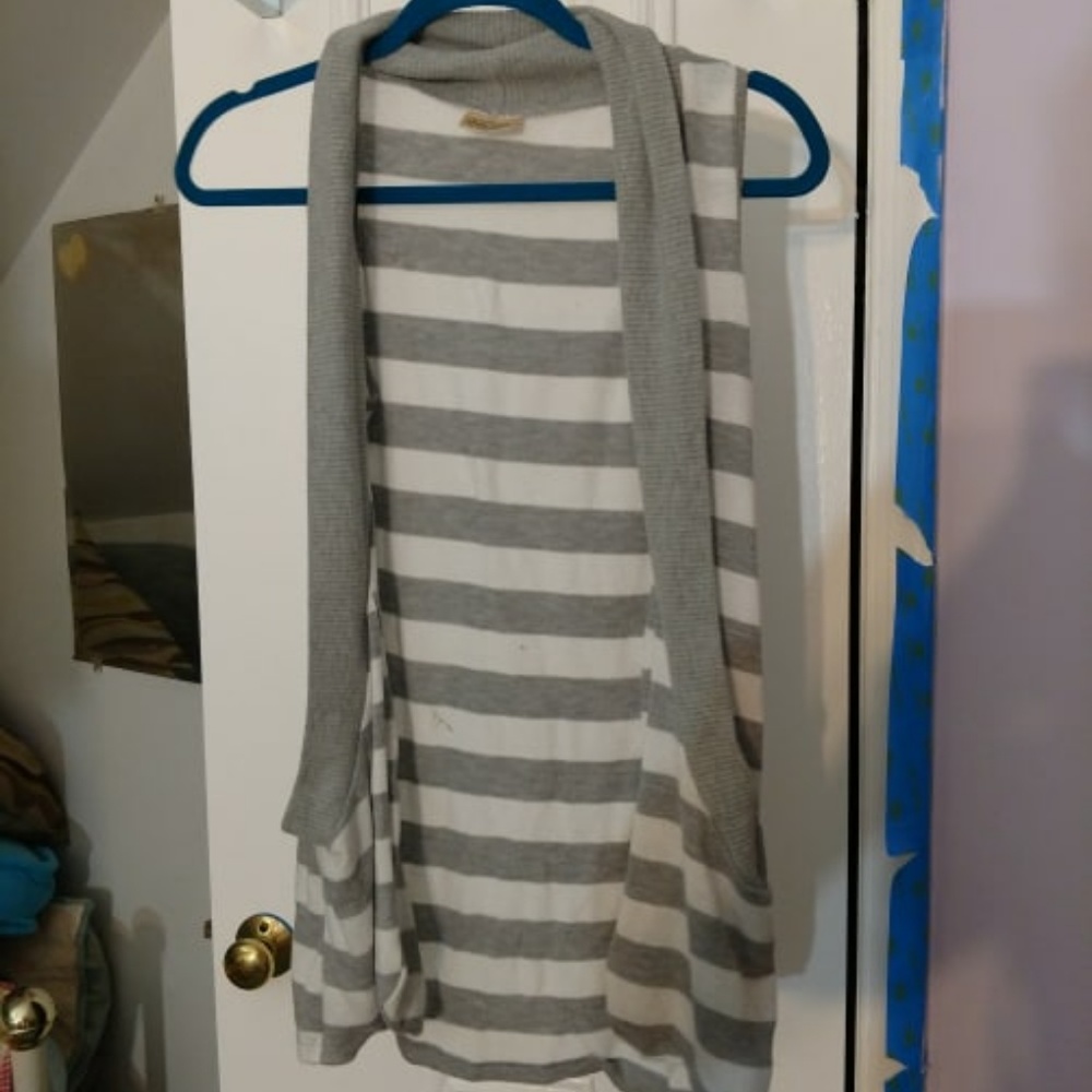 Grey and White sweater